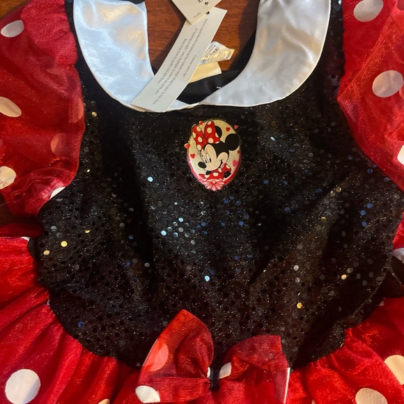 The Disney Store’s Minnie Mouse Costume | size 6/6X NWT - Picture 3 of 8